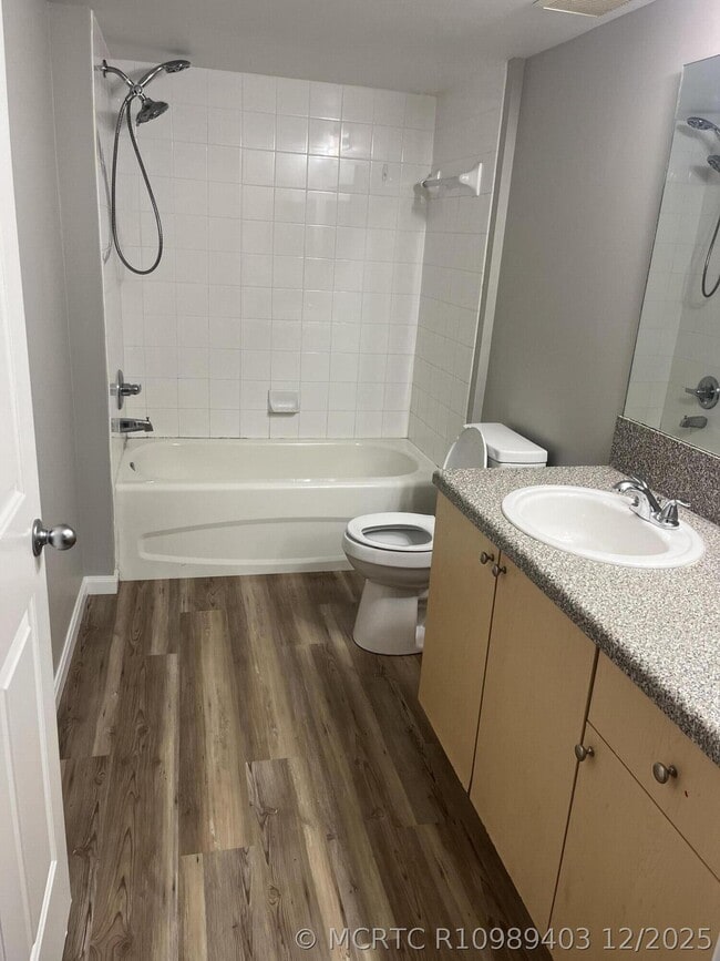 3600 NW Mediterranean Ln Unit 14
