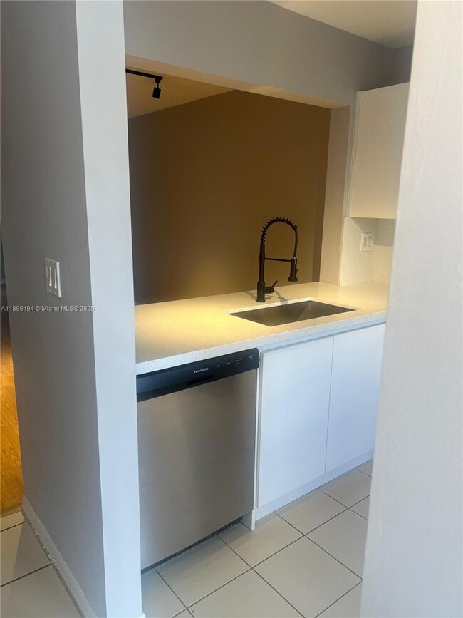 Photo - 438 NE 210th Cir Terrace Unit 1024B