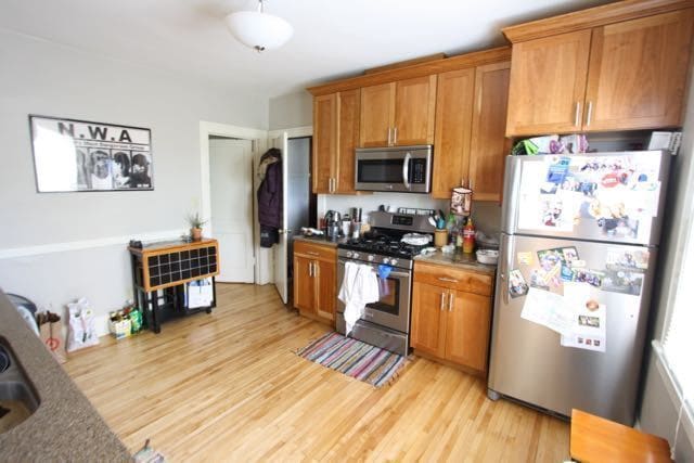 Building Photo - 386-388 Fry St Unit 386 Rental