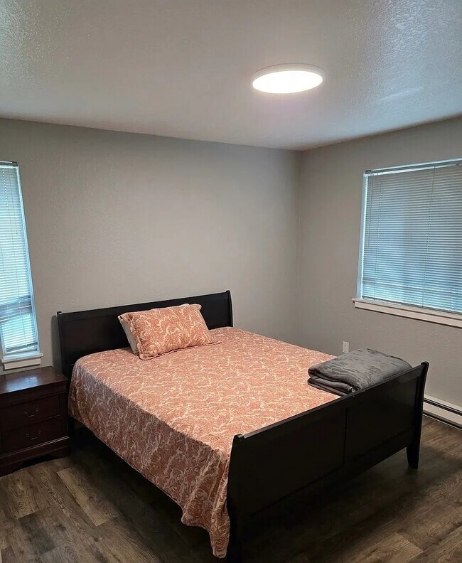 Photo - 502 S Cloverdale St Unidad 202