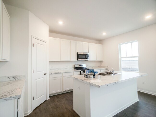 Photo - 11490 Thomas St