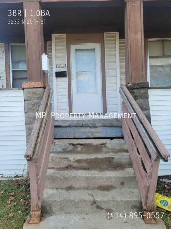 Building Photo - 3233 N 20th St