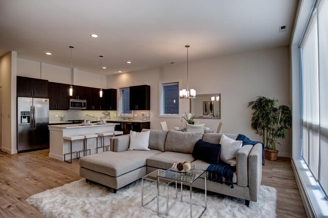 Photo - 2518 W Addison St Unidad 2W