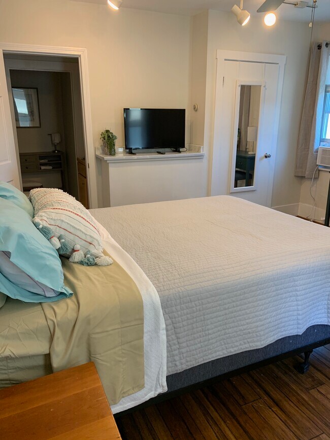 Photo - 11 Bow St Unit 1