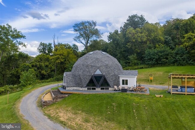 Photo - 331 Pomeroy Rd