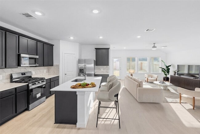 Photo - 30618 Wicklow Gdns Dr