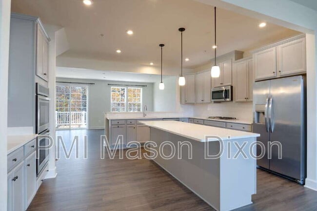 Photo - 9105 Fox Stream Way