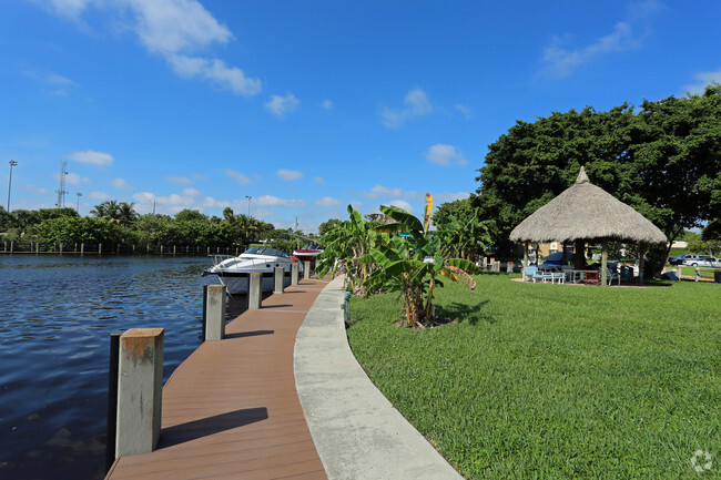 Boca Bend Marina Apartments For Rent