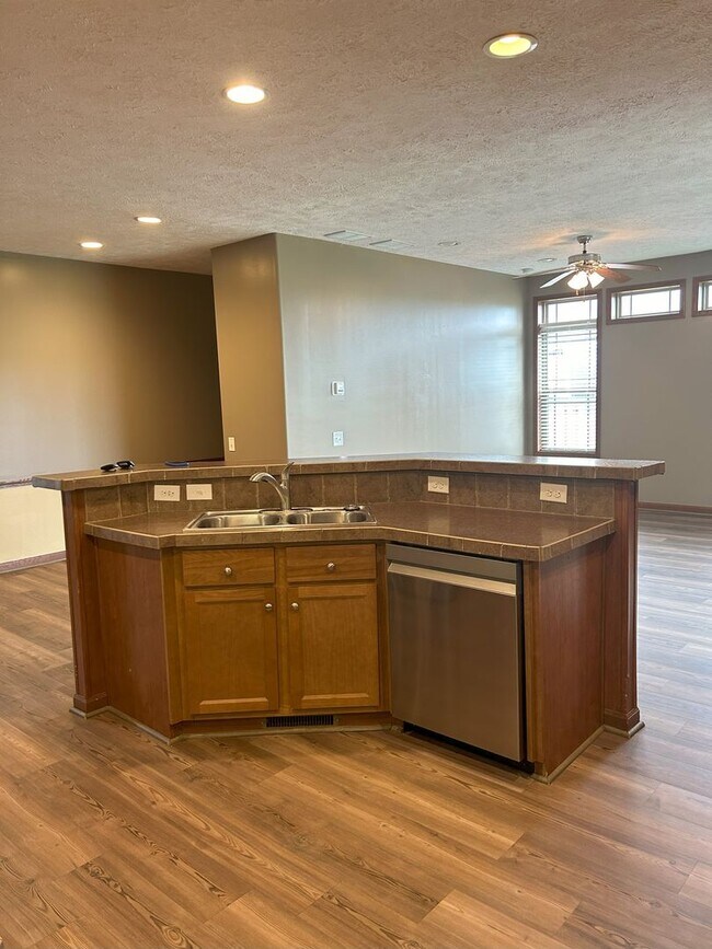 Photo - Charming Townhome!!