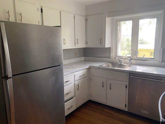 229 Hillside Ave