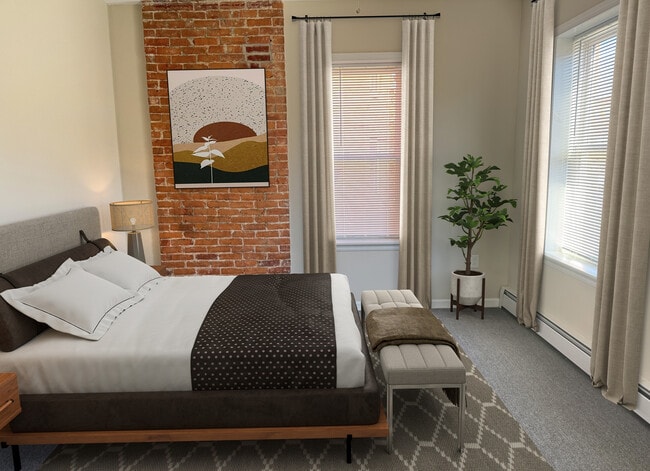 Building Photo - 23 Babcock St Unit 2