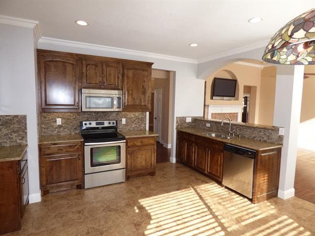 Photo - 1732 Meyerwood Ln S