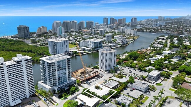 Building Photo - 915 Intracoastal Dr Unit 5