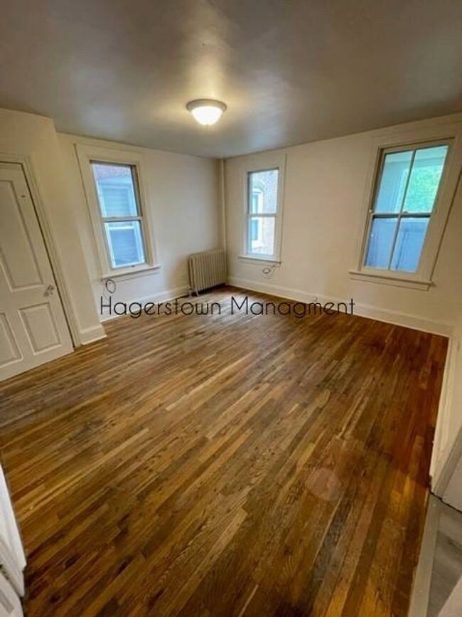 108 Wayside Ave Unit 108 Wayside  Unit 1