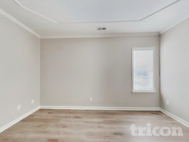 Photo - 175 Gray Ghost St