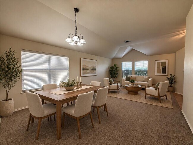 1413 Rainbow Parke Dr