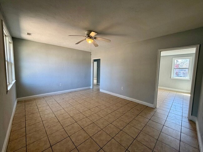 Photo - 634 A Unidad 634 A