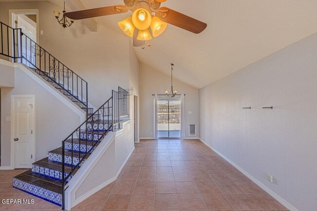 Photo - 5717 Saplinas Rd