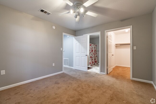 Steeplechase Apartments