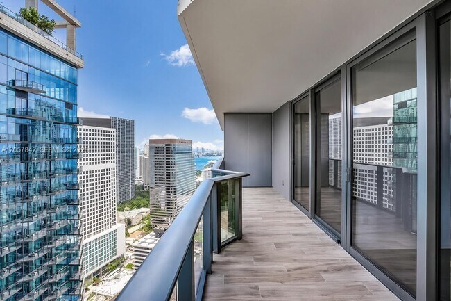 Building Photo - 801 S Miami Ave Unit 3906