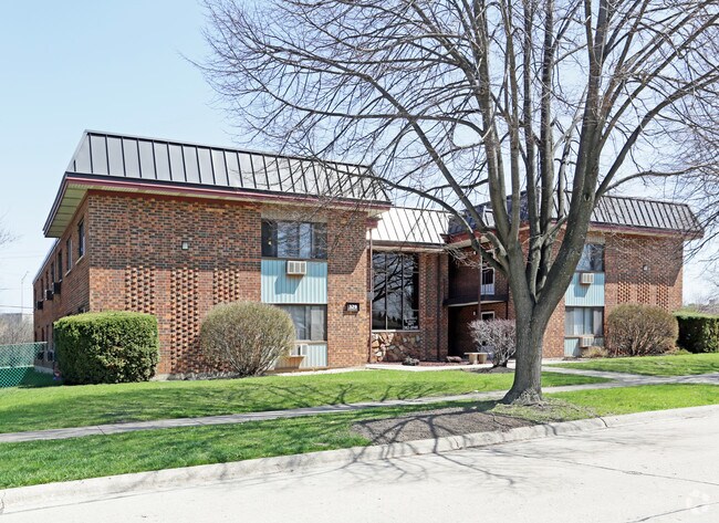 Photo - 315-329 Kimbell Ave