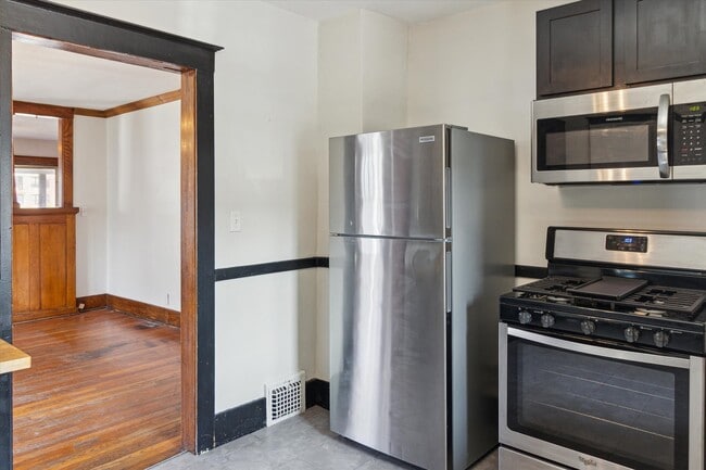 Photo - 112 E Center St