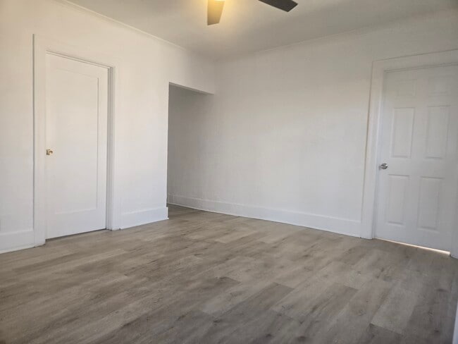 Photo - 331 W 49th St Unit 3311/2