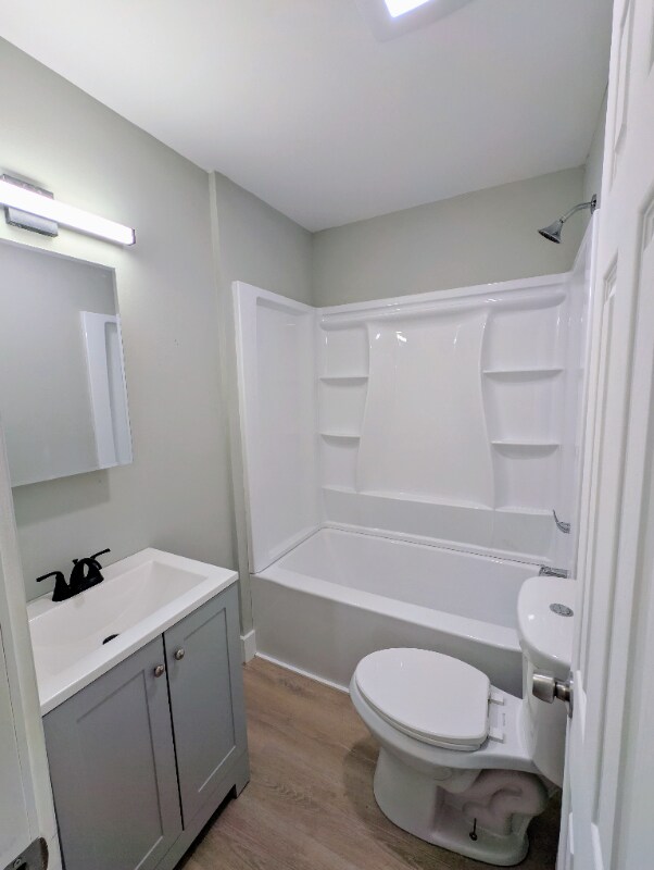 Photo - 121 State St Unidad 2