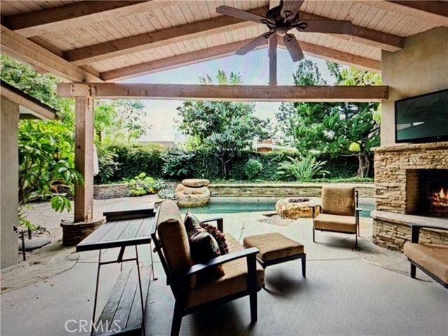 Building Photo - 23804 Oxnard St