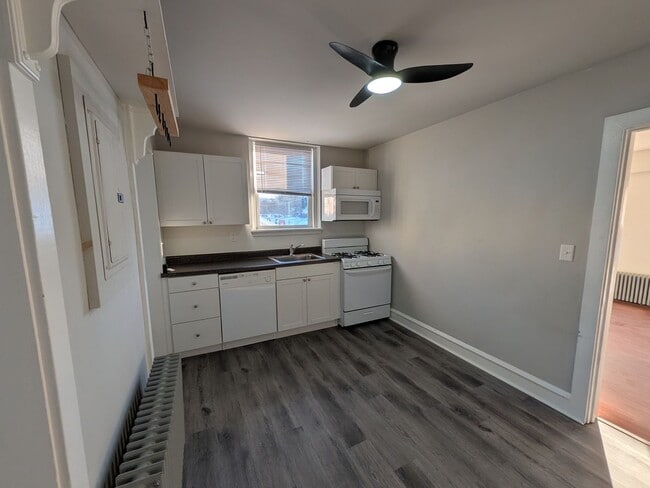 Photo - 119 S Furnace St Unidad 4