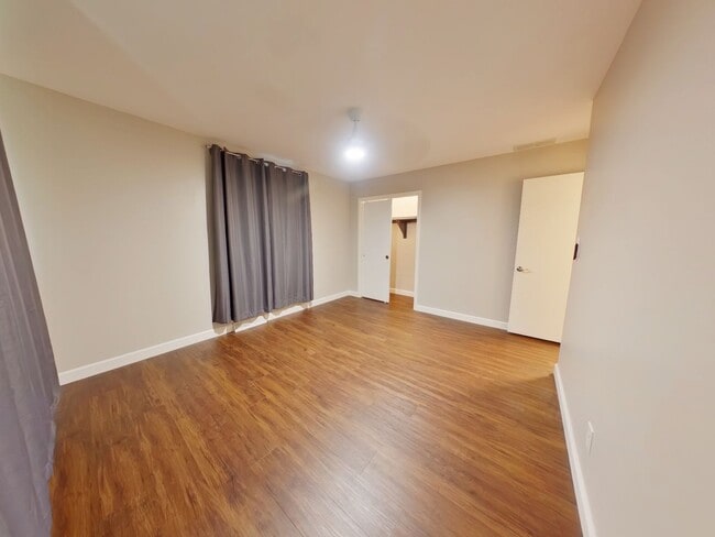 Photo - 6001 E 8th St N