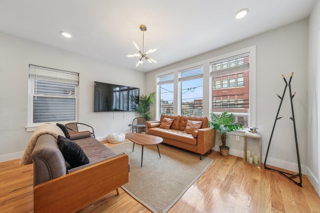 Photo - 183 Gates Ave Unit 1