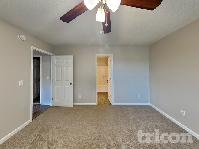 Photo - 108 Woodlands Village Dr