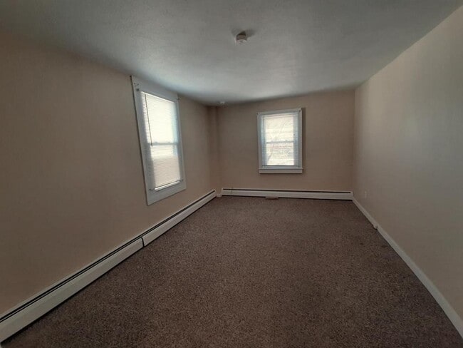 Photo - 163-165 Main St