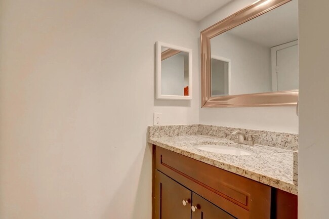 Photo - 744 Springdale Cir