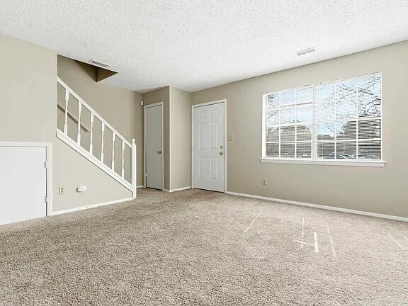 Photo - 1935 Springlake Ct