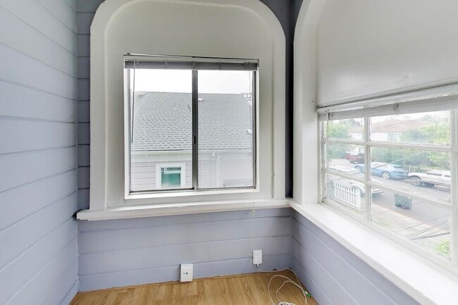 Photo - 329 N Ellsworth Ave Unit 04