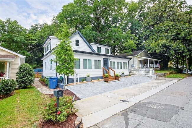 Photo - 1170 Niles Ave NW