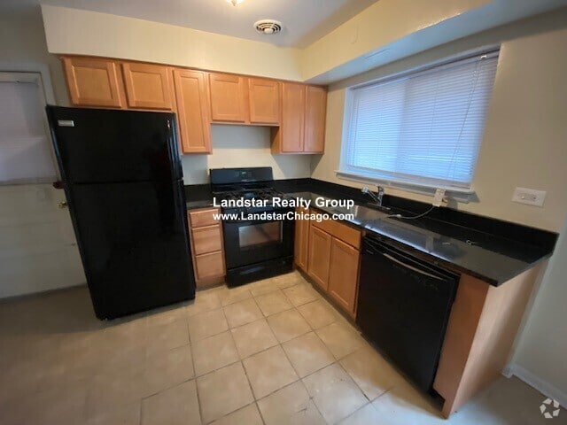 Building Photo - 1822 Monroe St Unit 1E Rental