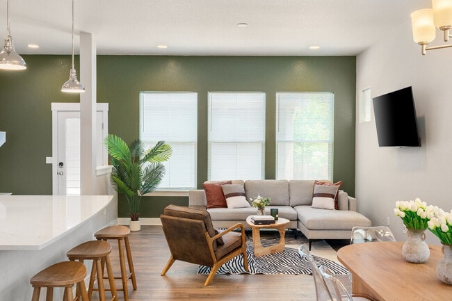 Building Photo - 9912 E 61st Ave