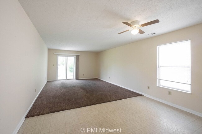 Photo - "Charming 3-Bed, 2-Bath Home in Indianapolis – Cozy 1196 Sq Ft Haven Awaits!"