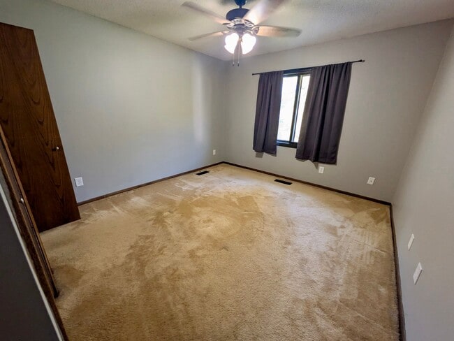 Photo - 569 Pleasure Creek Dr