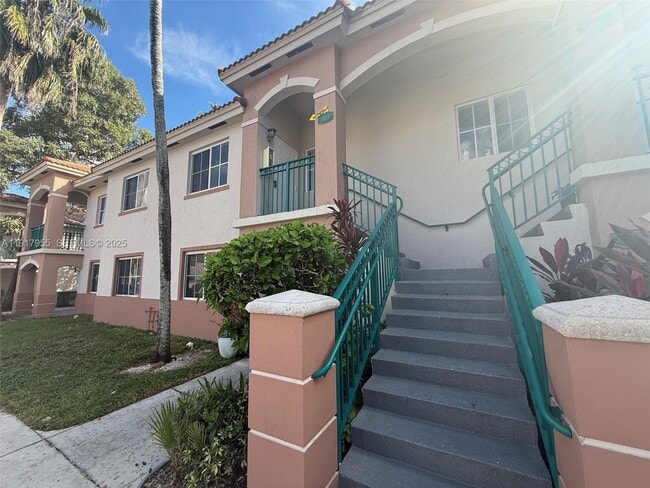 Photo - 2911 SE 13th Rd Unit 202-40