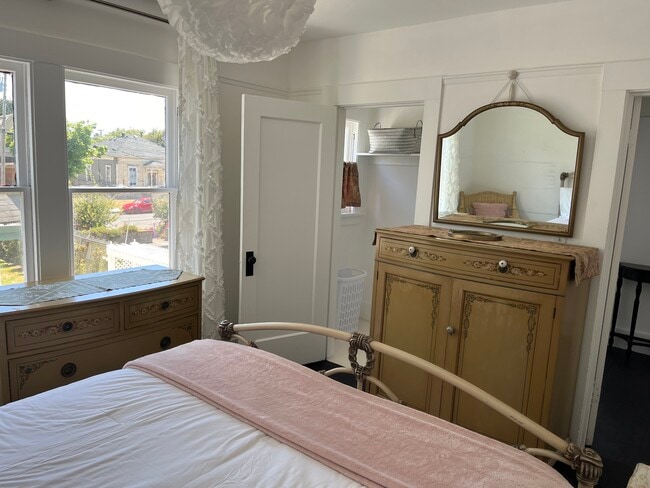 Photo - 1122 9th St Unit Petch Manor Apt. 2