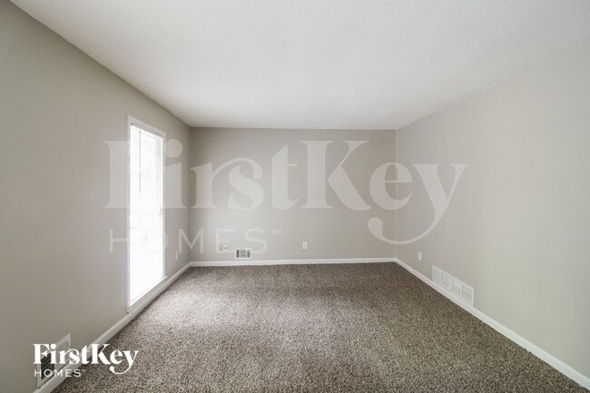 Photo - 4618 Forest Pl