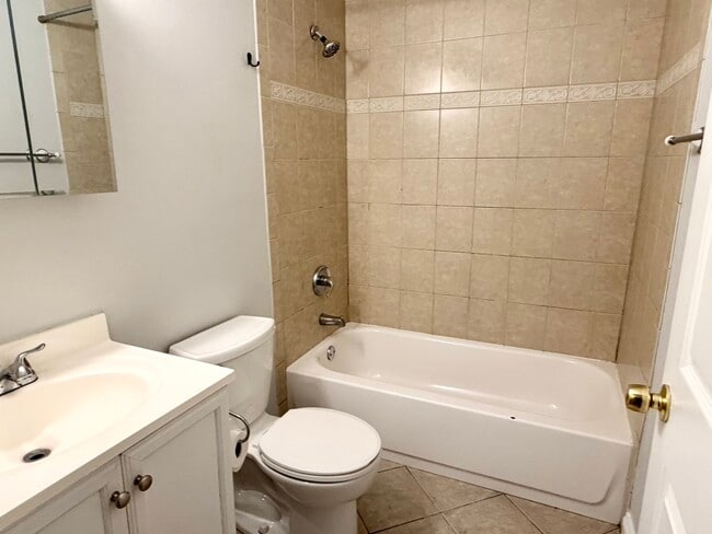 Photo - 1288 Perry St Unit P1