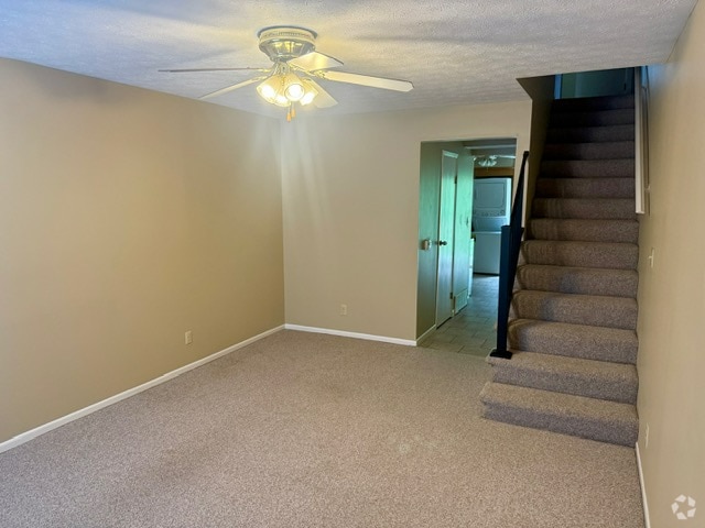 Building Photo - 1616 Spring Valley Dr Rental
