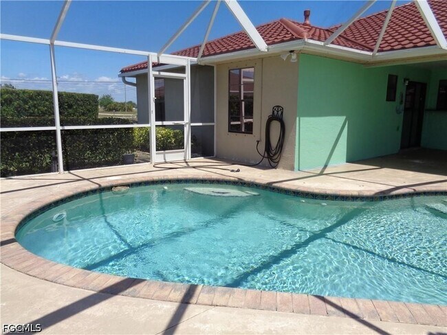 Photo - 1510 SW 8th Pl