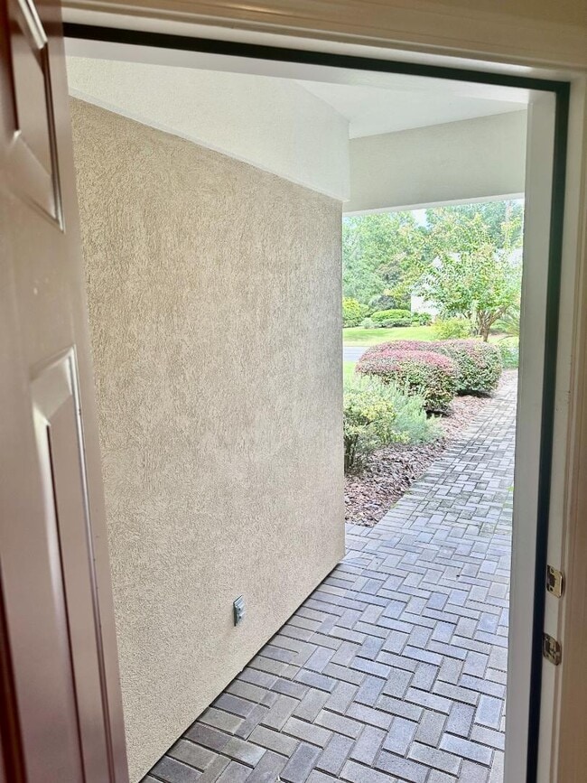 Photo - 132 Stratford Village Way