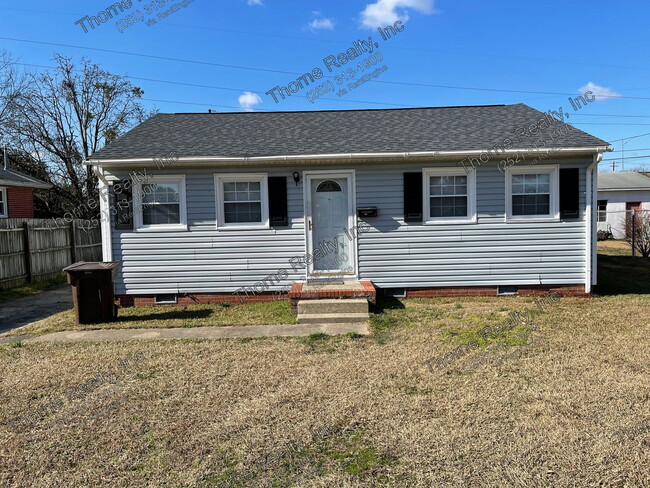 Building Photo - 206 Speight Ave